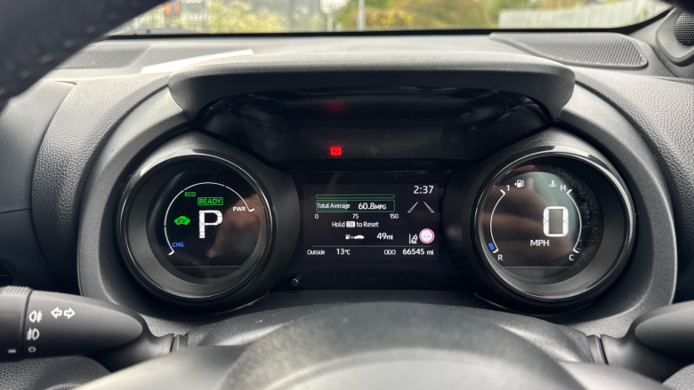 Toyota Yaris 1.5 Hybrid Dynamic 5dr CVT Hybrid Hatchback